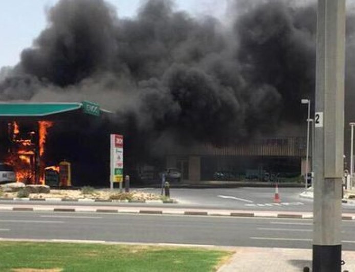 عاجل.. حريق "منطقة فوز البترولية" في الإمارات