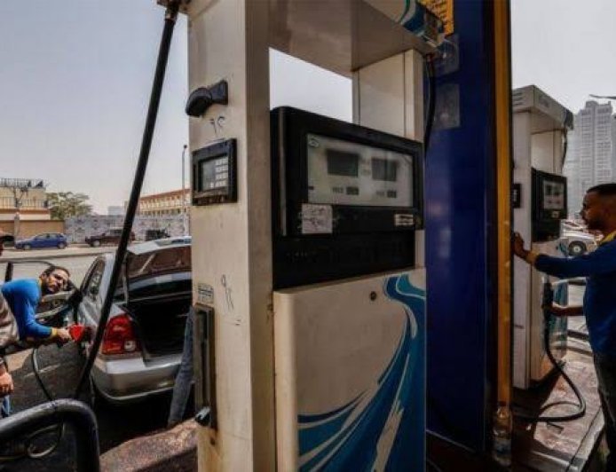 أسعار البنزين اليوم.. تفاصيل الزيادة الجديدة في مصر 2026