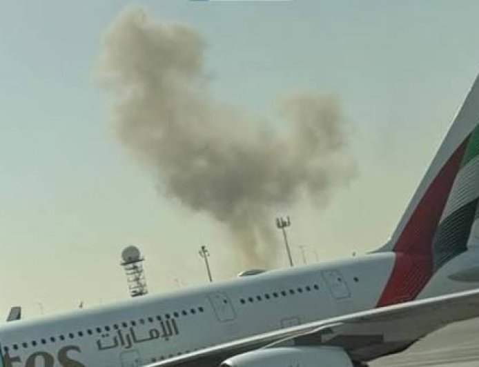 حريق بمحيط مطار دبي الدولي إثر استهداف بطائرة مسيرة