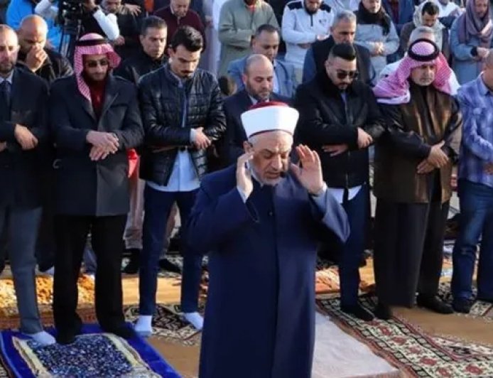 موعد صلاة عيد الفطر 2026 في الأردن توقيت الصلاة الرسمي