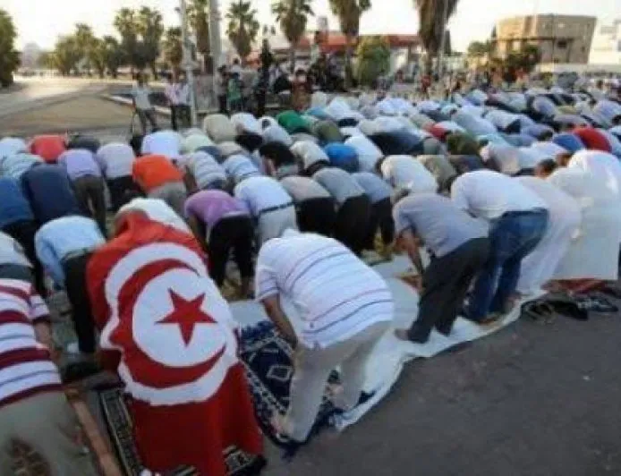 عيد الفطر في تونس الجمعة 20 مارس ومواعيد صلاة العيد في المدن