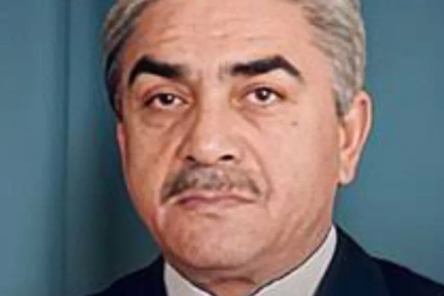 وفاة اليمين زروال.. رحيل رجل الحوار والعسكرية في أصعب أيام الجزائر