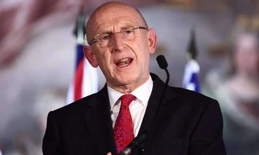 وزير الدفاع البريطاني: صواريخ إيرانية استهدفت مواقع قرب قواتنا بقبرص والبحرين