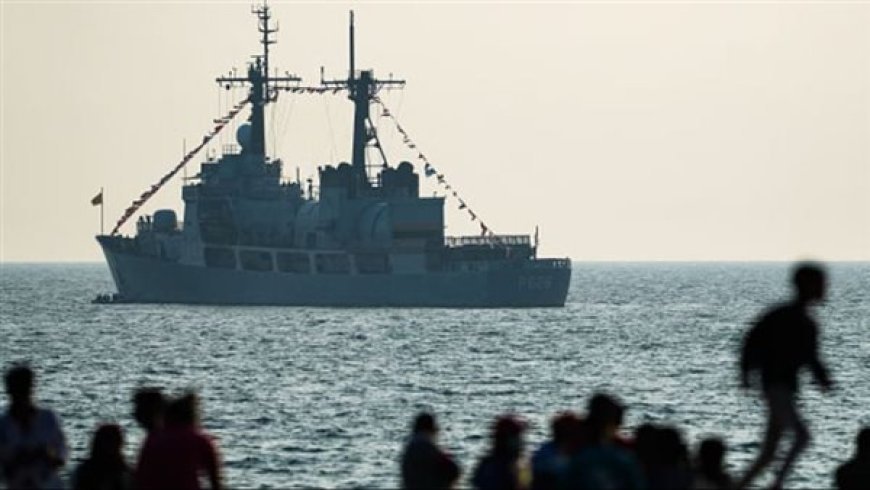 مقتل 87 بحاراً إيرانياً وانتشال جثثهم بعد إغراق فرقاطة عسكرية