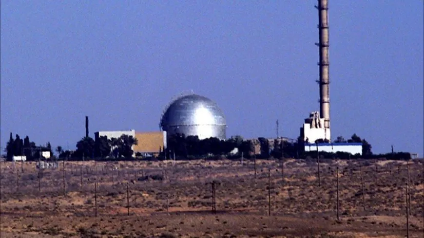 غارات جوية على طهران وتهديد إيراني بضرب مفاعل ديمونا