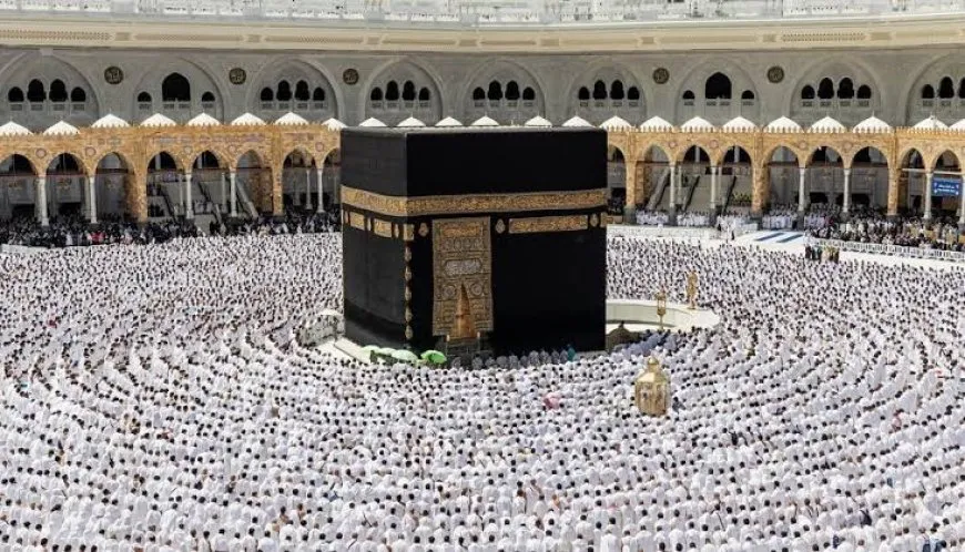 موعد انتهاء موسم العمرة 1447هـ ومواعيد مغادرة المعتمرين المملكة