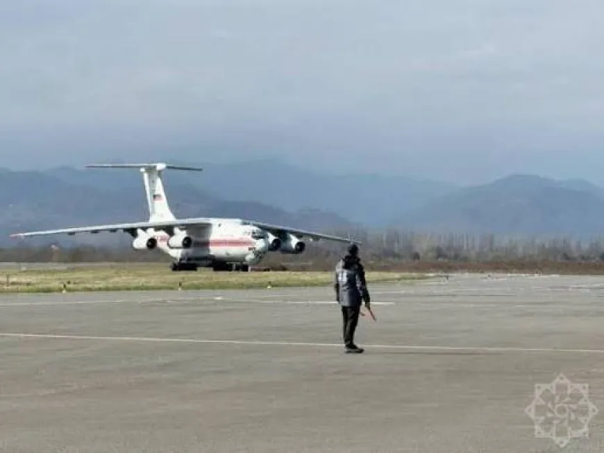 وصول قافلة مساعدات روسية ضخمة إلى إيران لدعم المناطق المتضررة