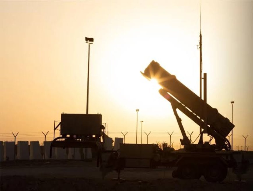 استنزاف الدفاعات الجوية بالخليج: بلومبرغ تحذر من نفاد الصواريخ