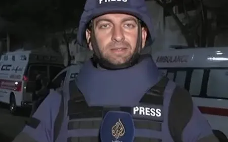استشهاد محمد وشاح مراسل الجزيرة مباشر في قصف إسرائيلي بغزة