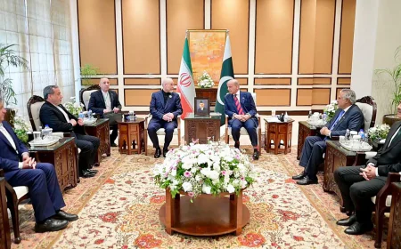 مفاوضات إيران وأمريكا في إسلام آباد: تفاصيل أزمة مضيق هرمز