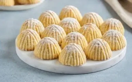 طريقة عمل المعمول بالسميد الفاخر بخطوات ناجحة ومضمونة