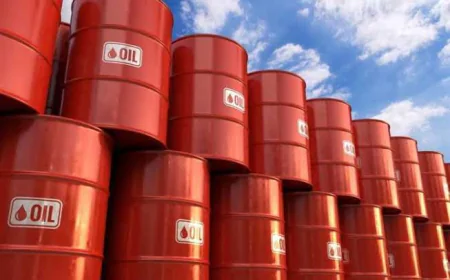 خام برنت يهبط أكثر من 10% بعد الإعلان عن فتح مضيق هرمز