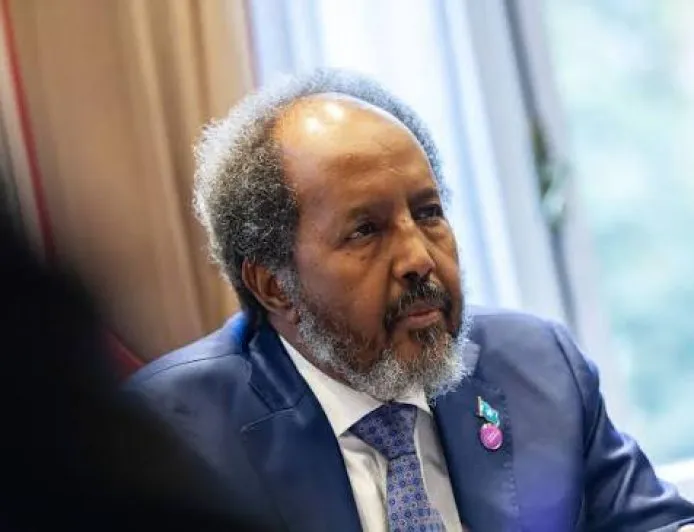 محاولة اغتيال الرئيس الصومالي حسن شيخ محمود في مطار بيدوا