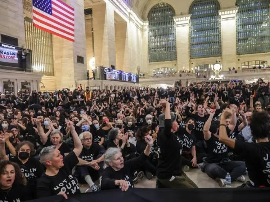 استطلاع .. ثلثا المواطنين الأمريكيين يطالبون بوقف حرب إيران فوراً