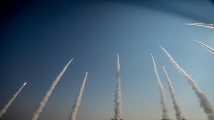 إيران تقصف العمق الإسرائيلي وتدخل منصات إطلاق ثنائية جديدة