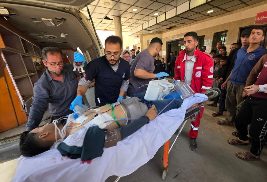 ارتفاع حصيلة شهداء غزة إلى 72,549 منذ بدء العدوان الإسرائيلي