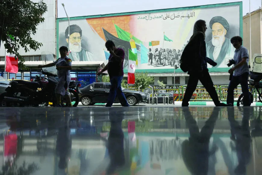 إيران توسع نطاق الوصول المحدود للإنترنت مع استمرار القيود على معظم المستخدمين