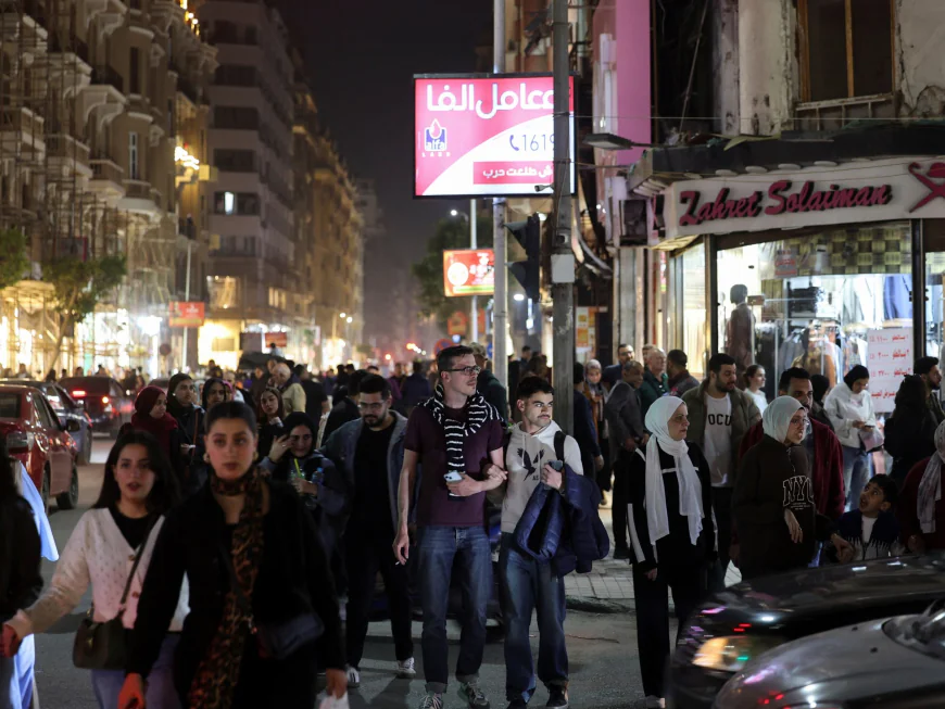 ترشيد الطاقة في مصر.. الحكومة تعلن العودة لمواعيد غلق المحال القديمة