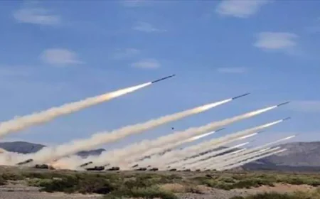صواريخ من لبنان تستهدف حيفا وعكا ونهاريا وحزب الله يوسع دائرة القصف