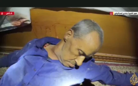 جندي اسرائيلي يعدم مسن فلسطيني أعزل في منزله وقائده يهنئه على جريمته