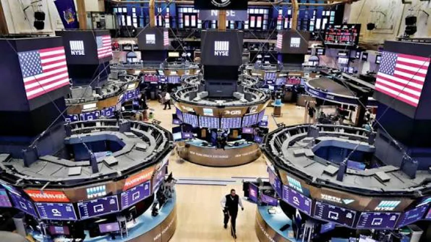 أداء المؤشرات الأميركية التاريخي يتجاوز التوقعات في أبريل بقيادة Alphabet