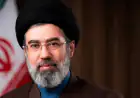 مجتبى خامنئي : الإنتقام لدم الشهيد القائد مطلب شعبي حتمي