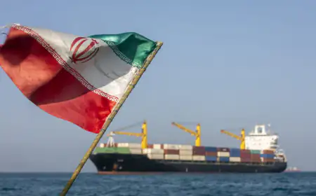 تطورات أزمة مضيق هرمز والعقوبات الأمريكية على إيران