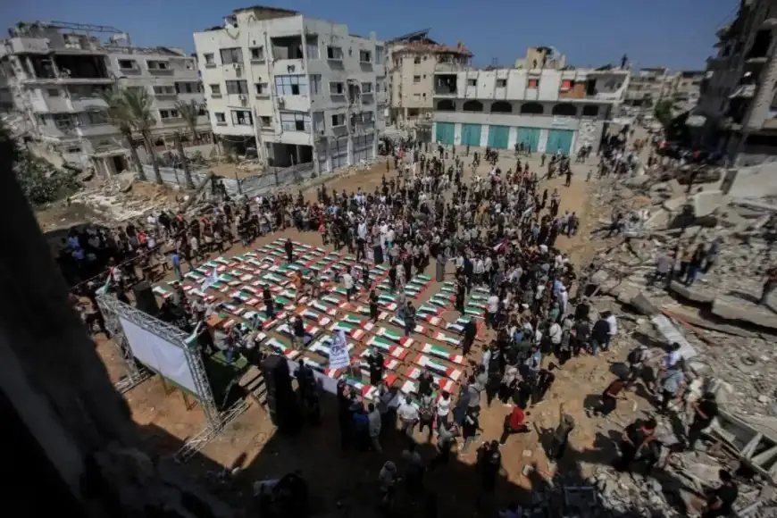 تشييع 112 شهيداً في أكبر جنازة بتاريخ القضية الفلسطينية بغزة