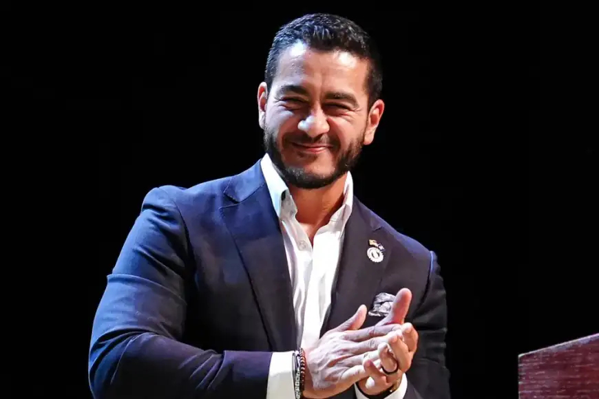 عبد الرحمن السيد .. فوز تاريخي بميشيجان نحو مجلس الشيوخ