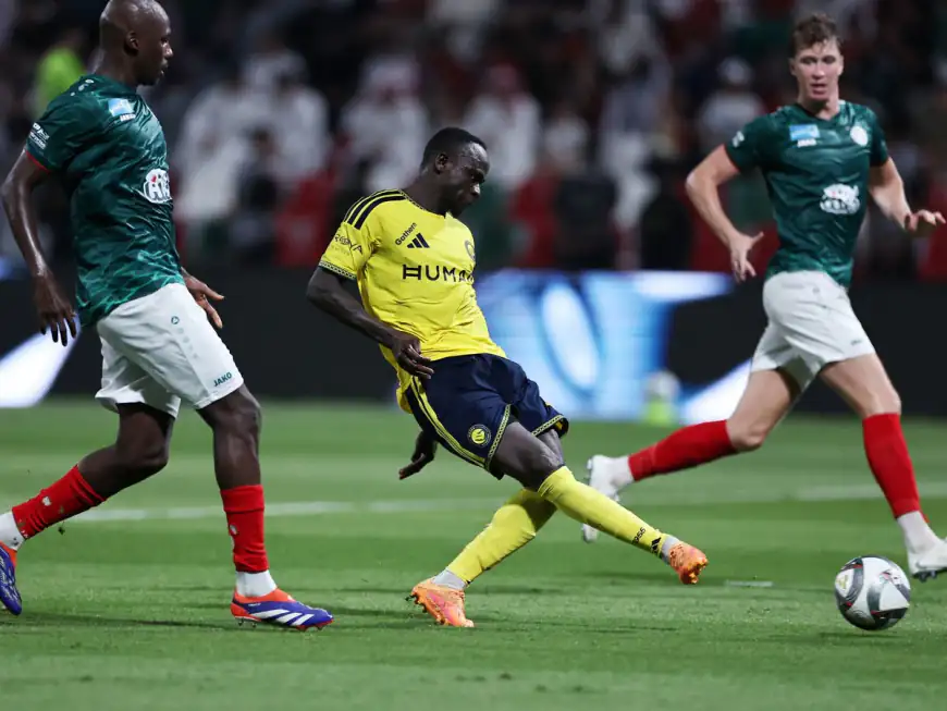 ساديو ماني يقود النصر للفوز على الاتفاق 3-2 في ريمونتادا
