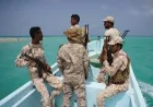 الحوثيون يستهدفون السعودية بعشرات الصواريخ والمسيّرات