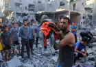 غزة تودّع ثمانية شهداء في يوم جديد من القصف.. وأزمة العلاج تضيق على آلاف المرضى